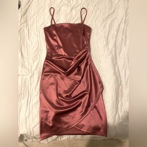 Windsor pink satin mini dress🌸💐💝